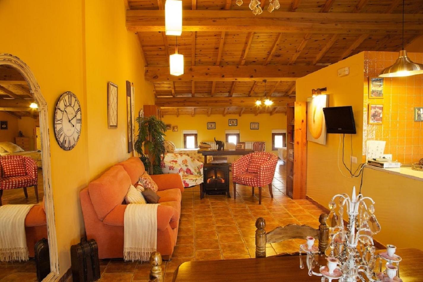 Beautiful Alamedas - Una Casa Rural Con Una Historia Unica Castronuno Bagian luar foto