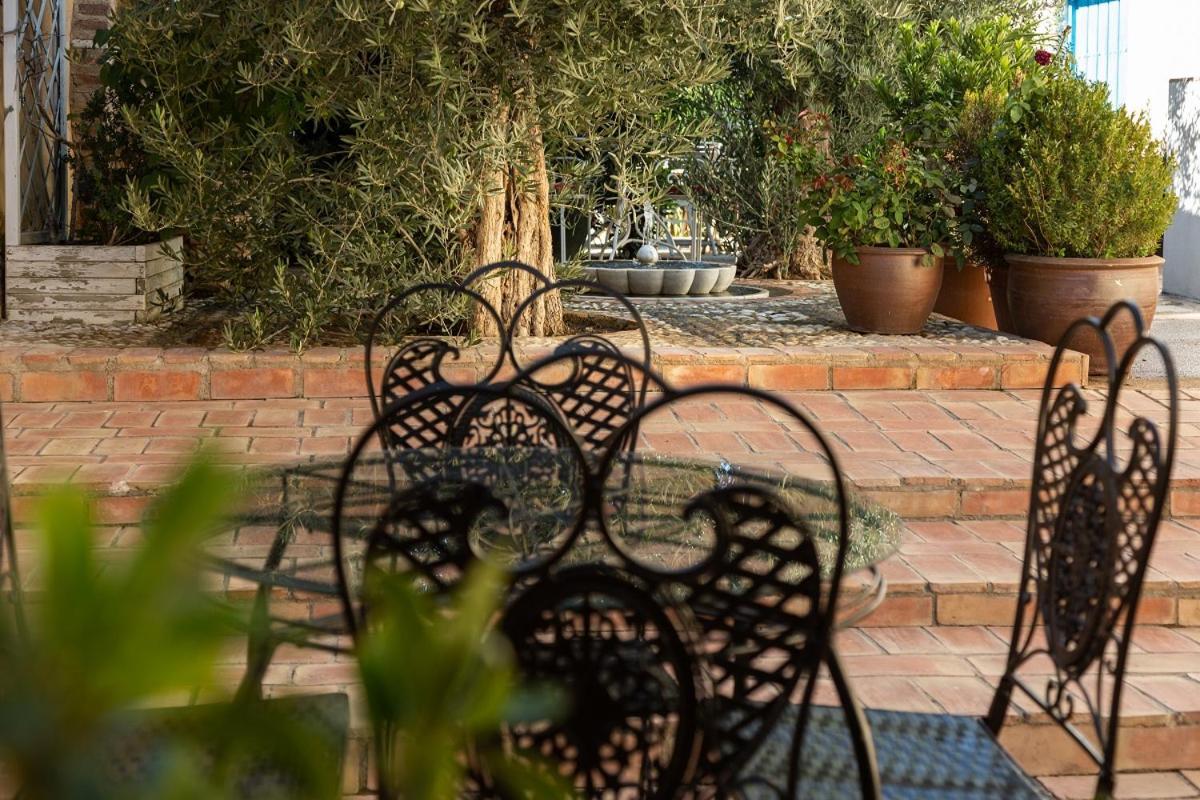 Beautiful Alamedas - Una Casa Rural Con Una Historia Unica Castronuno Bagian luar foto