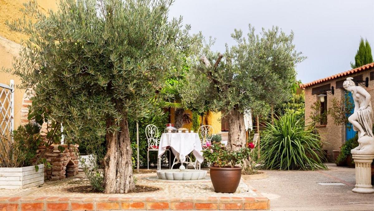 Beautiful Alamedas - Una Casa Rural Con Una Historia Unica Castronuno Bagian luar foto