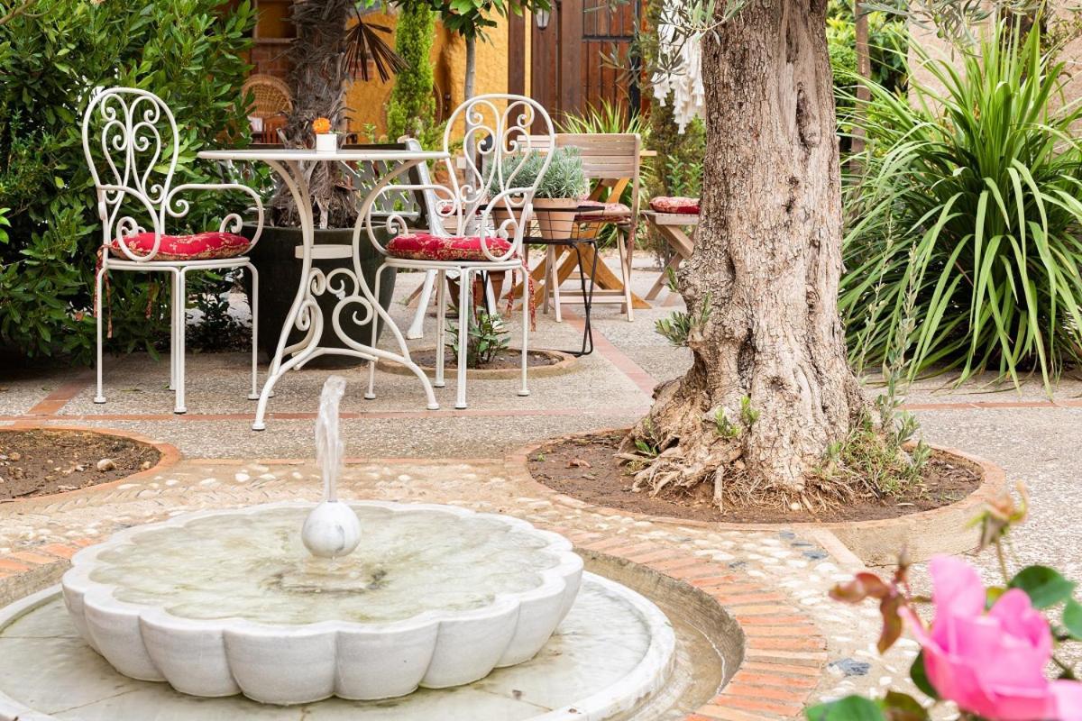 Beautiful Alamedas - Una Casa Rural Con Una Historia Unica Castronuno Bagian luar foto
